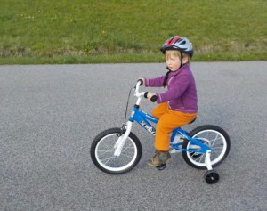 chlapec na kole
